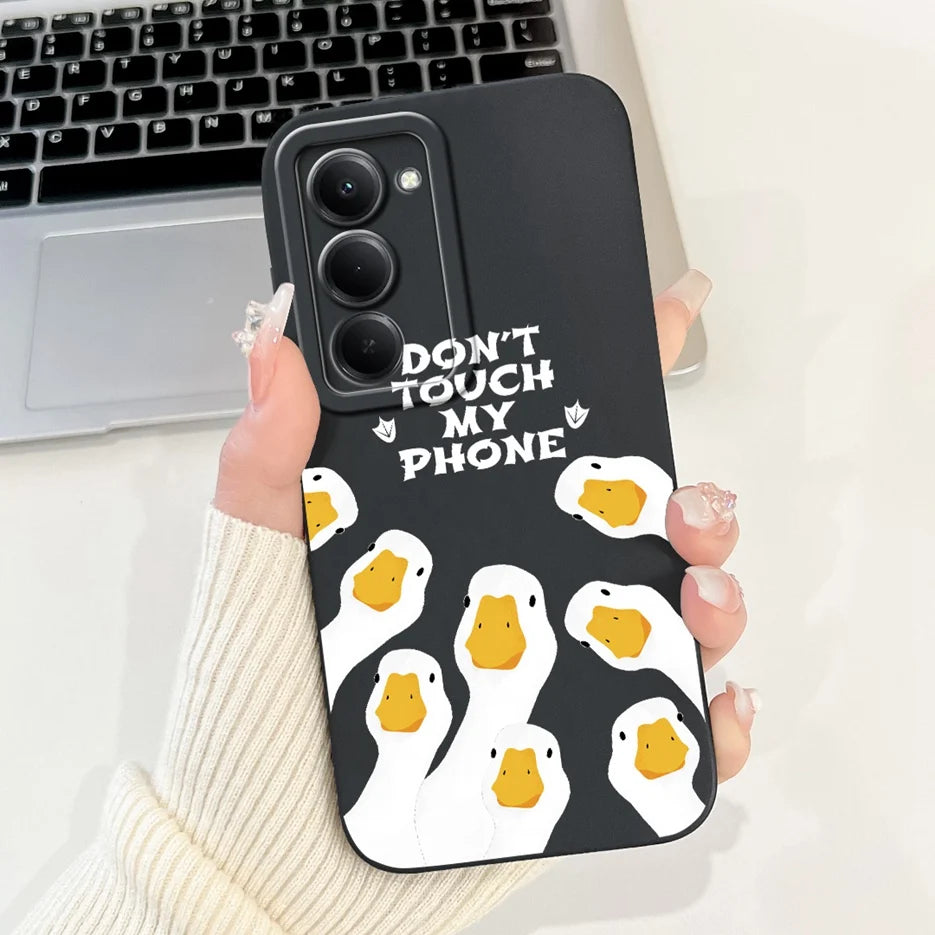 Capa para Xiaomi Redmi 15 4G e 5G | Panda e Coelho | Silicone Flexível Antichoque | Proteção Premium para Celular